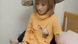 他手淫嗅到女友的性别
