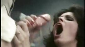 秘鲁首映摄像机与她的男朋友
